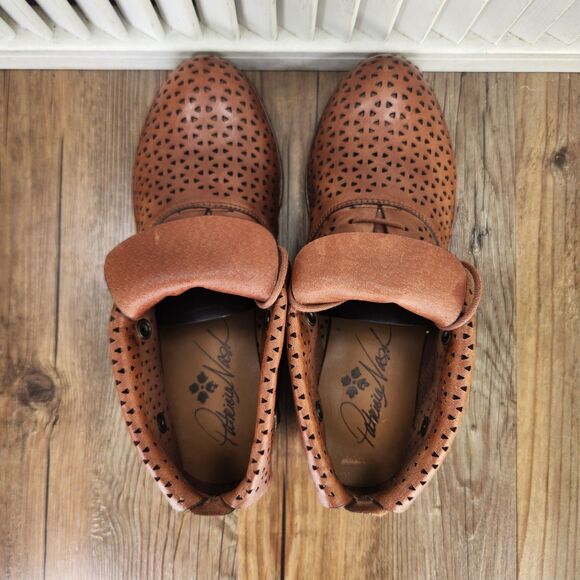 Patricia Nash Sabrina Womens Size 7 Brown Perforated Genuine Leather Ankle Boots - Picture 5 of 9